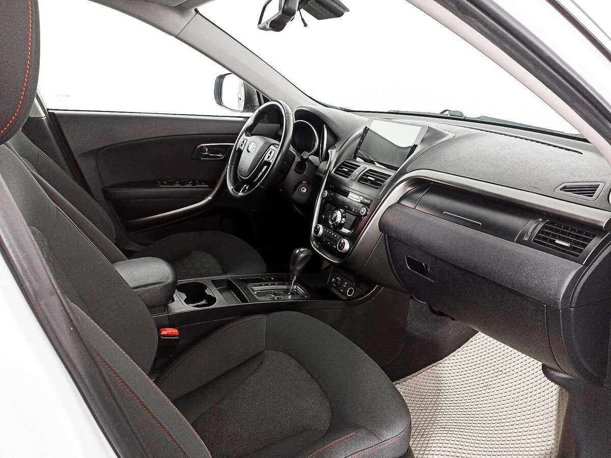 Купить FAW Besturn X80, 2017, 116 823 км, фото №8