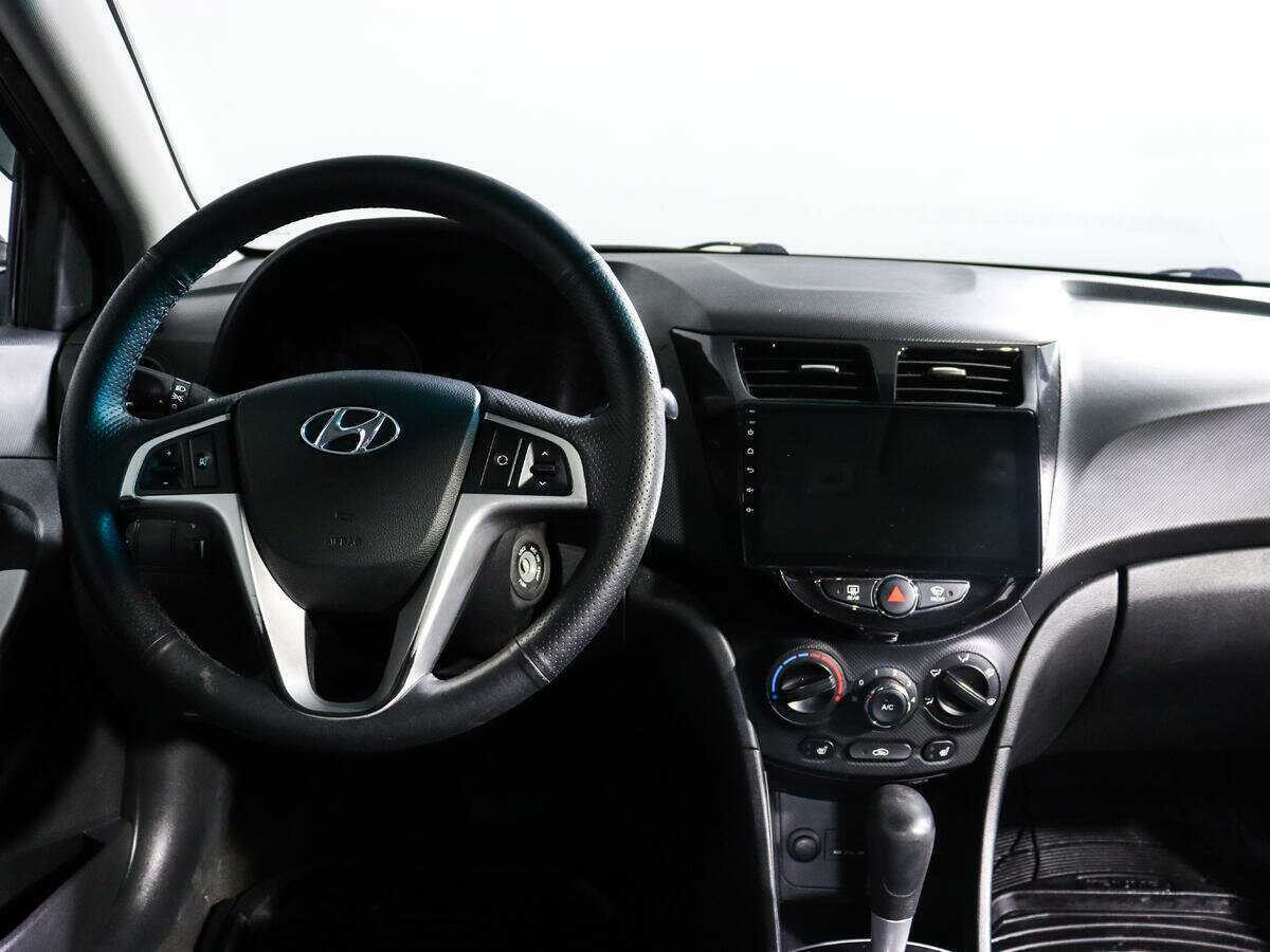 Купить Hyundai Solaris, 2012, 134 915 км, фото №12