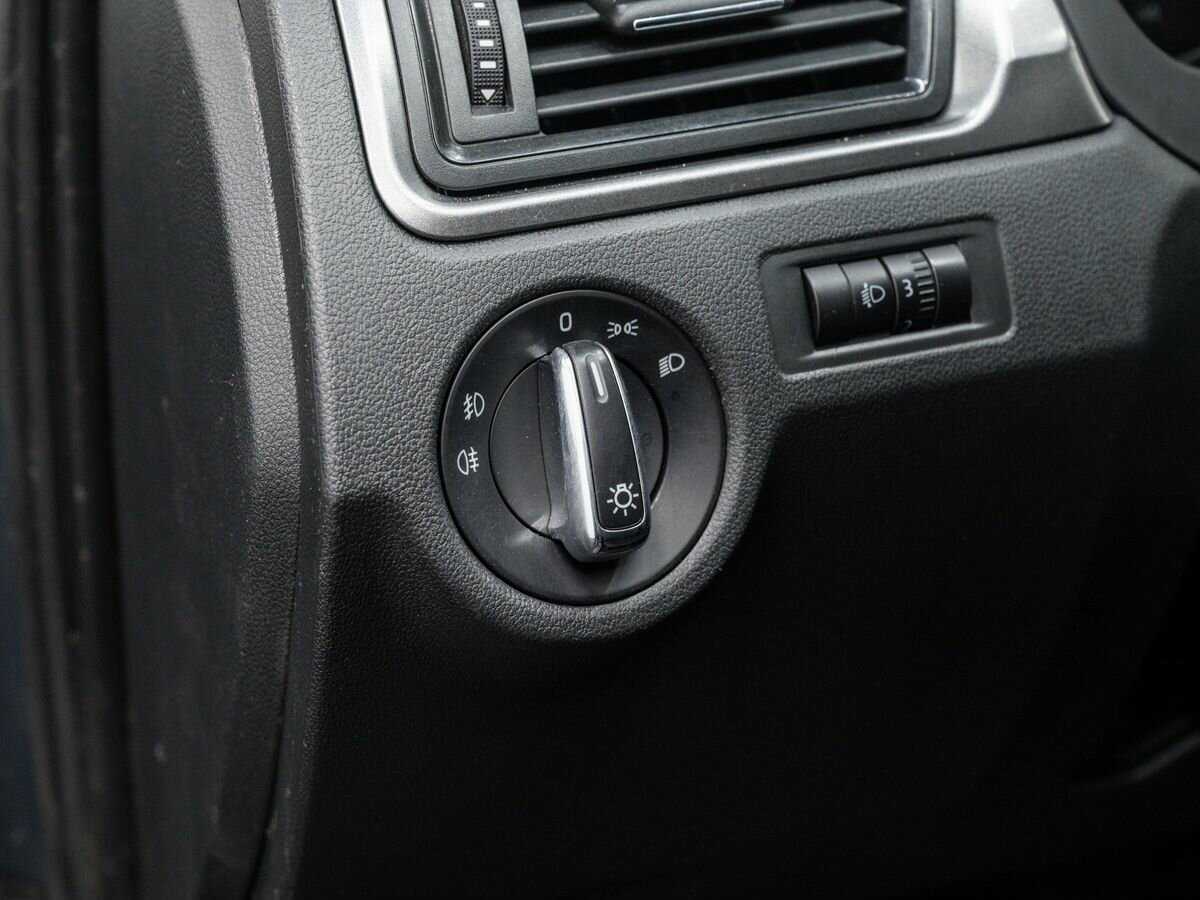 Купить Skoda Rapid, 2014, 217 363 км, фото №14