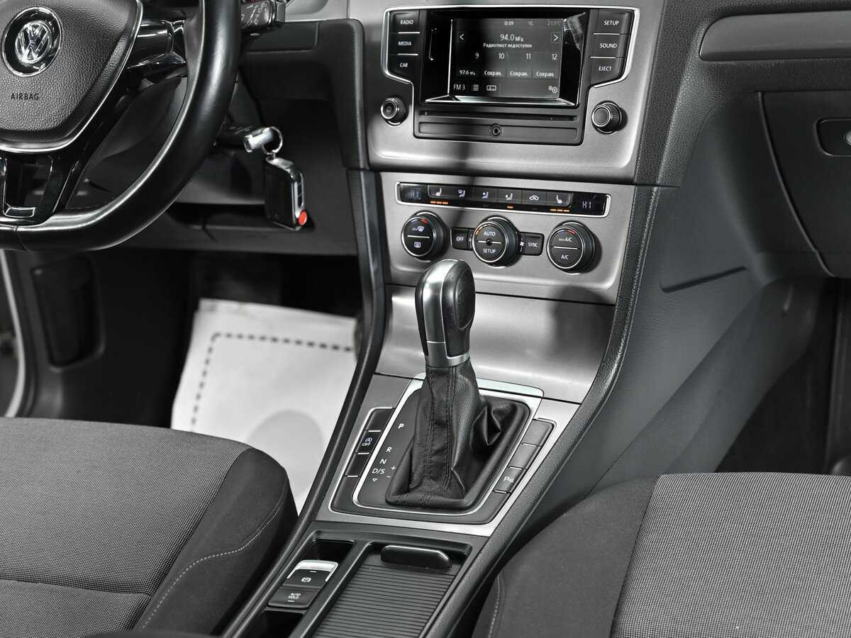 Купить Volkswagen Golf, 2013, 180 500 км, фото №9