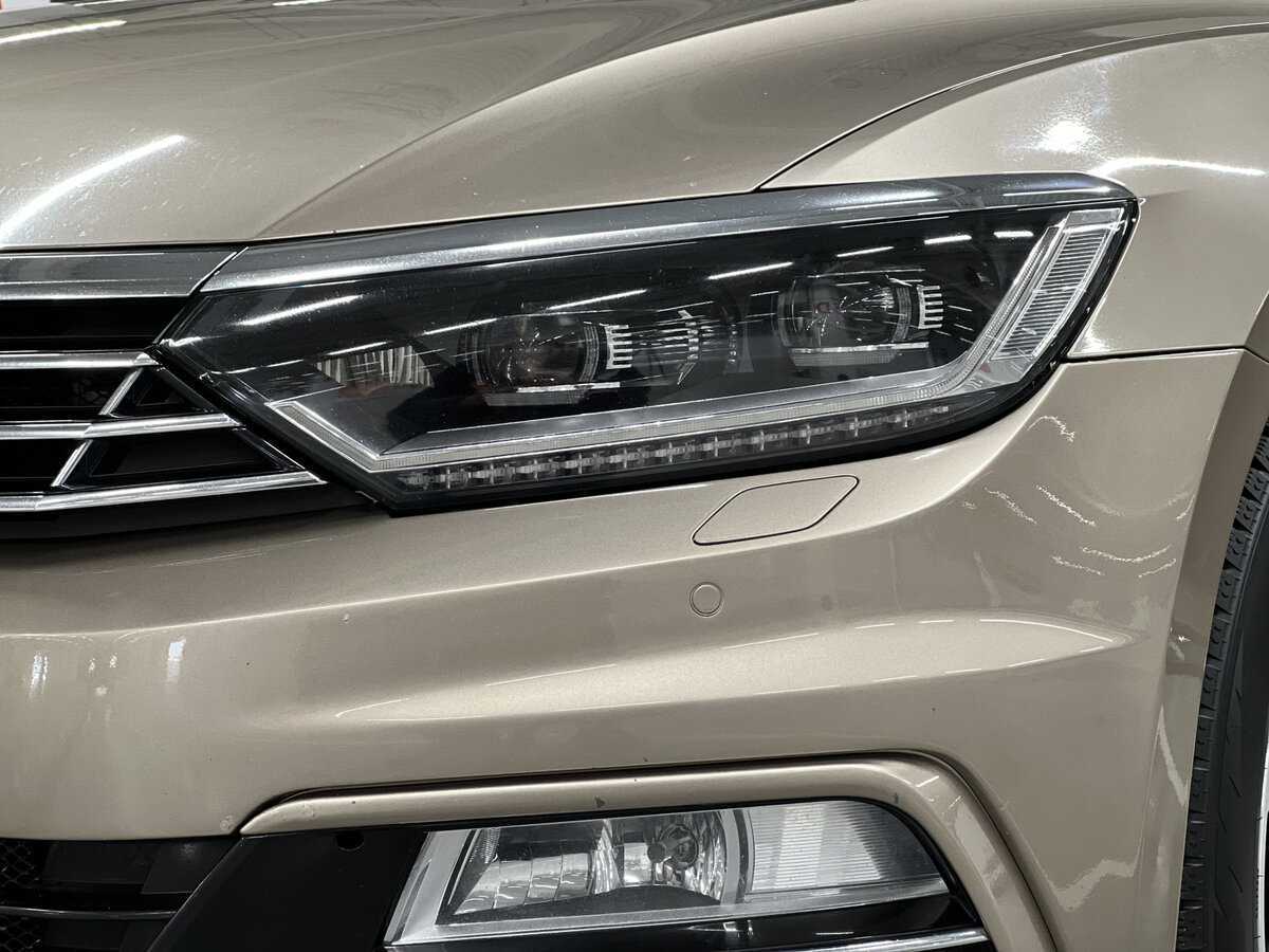 Купить Volkswagen Passat, 2016, 179 872 км, фото №17