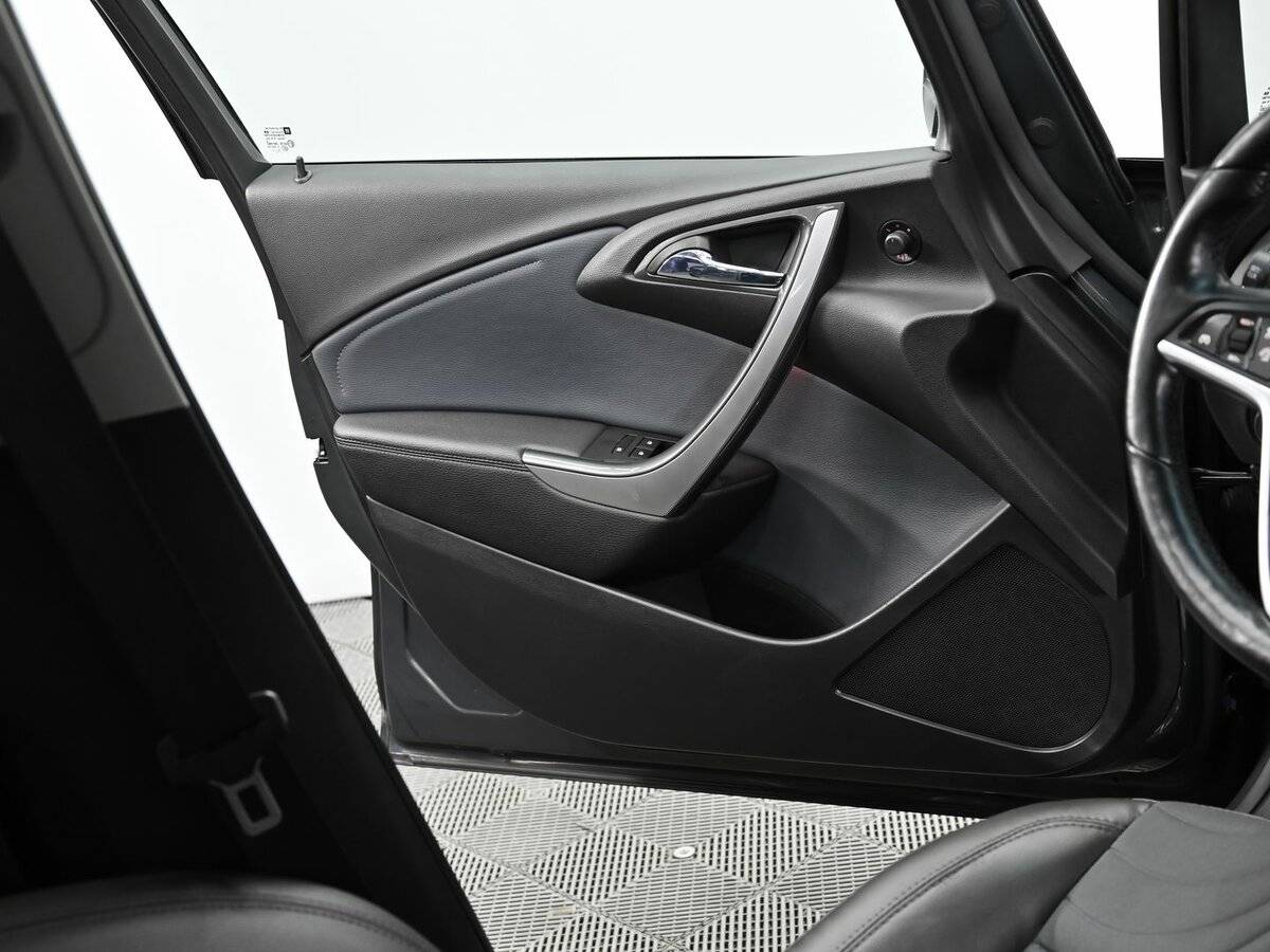 Купить Opel Astra, 2013, 164 000 км, фото №6