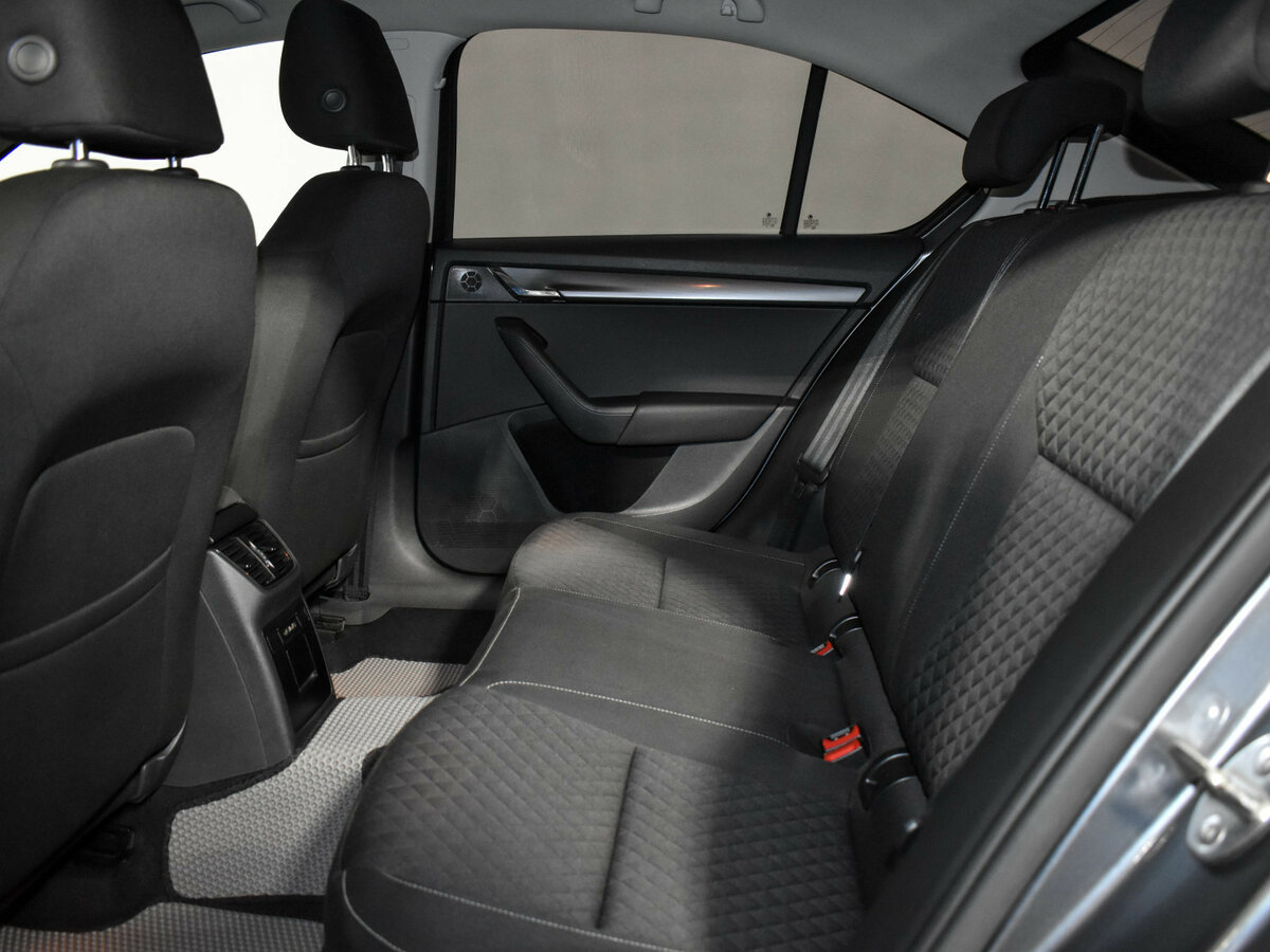 Купить Skoda Octavia III (A7) Рестайлинг, 2017, 175 449 км, фото №11