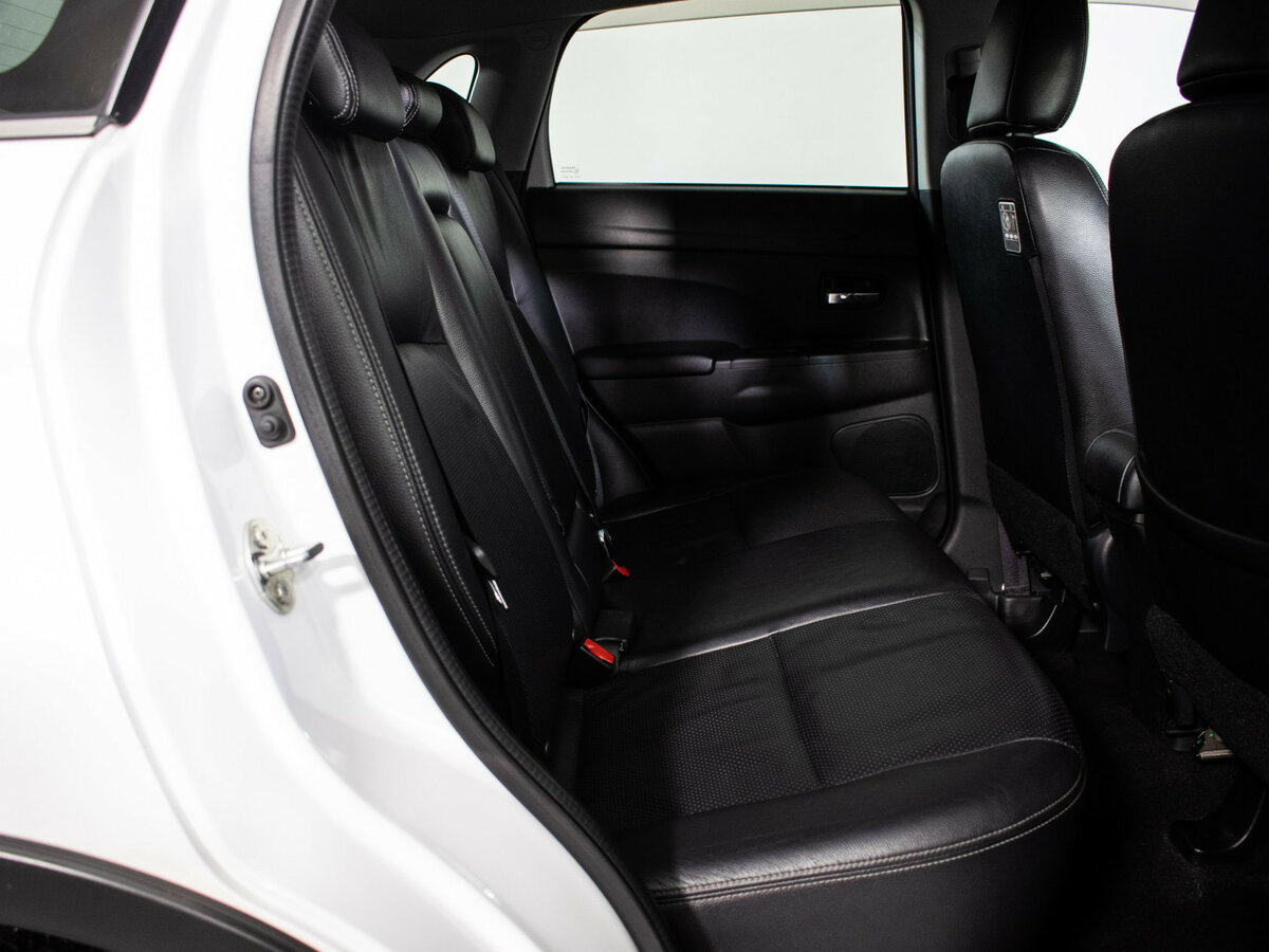 Купить Mitsubishi ASX I Рестайлинг, 2014, 180 000 км, фото №9