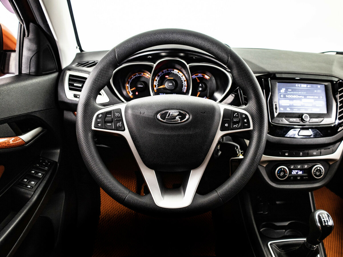 Купить Lada (ВАЗ) Vesta SW I, 2019, 75 918 км, фото №10