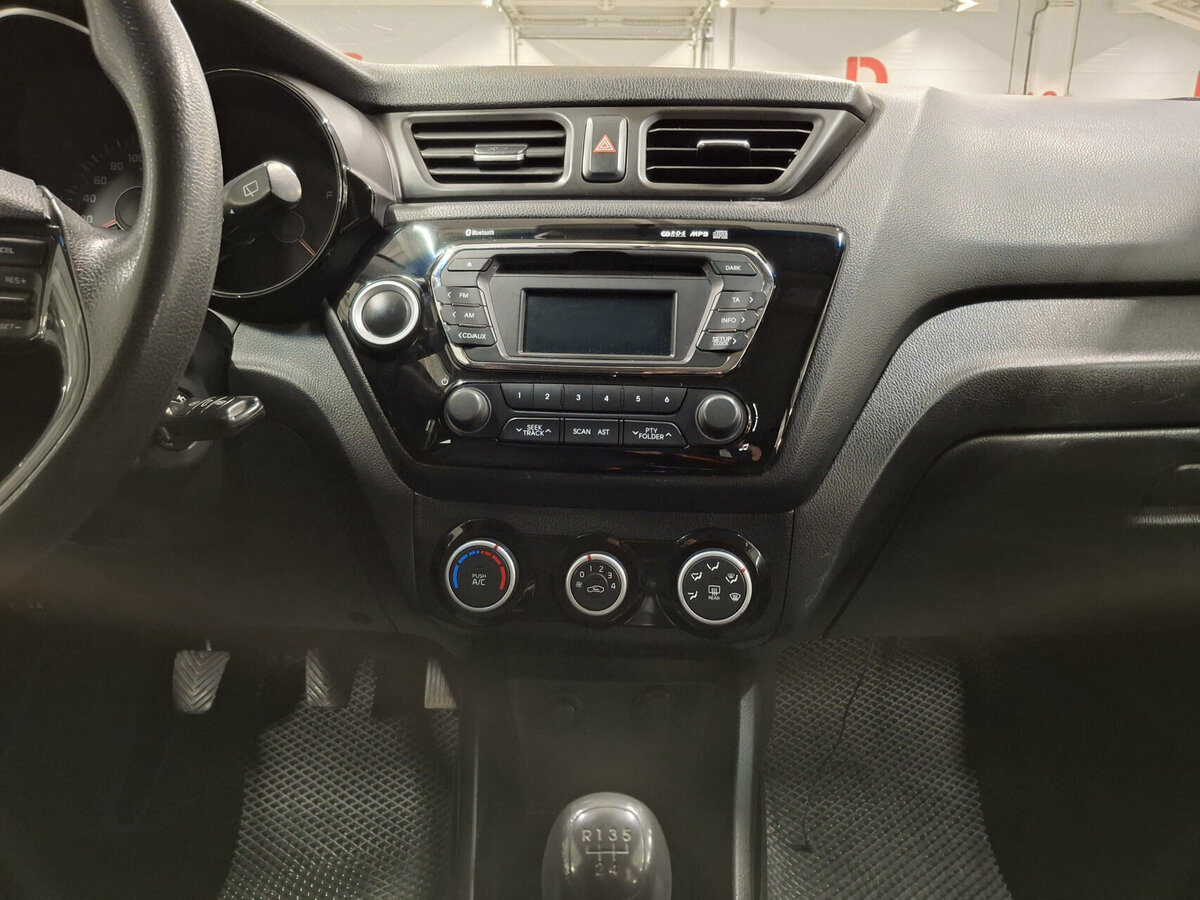 Купить Kia Rio III Рестайлинг, 2017, 126 521 км, фото №15