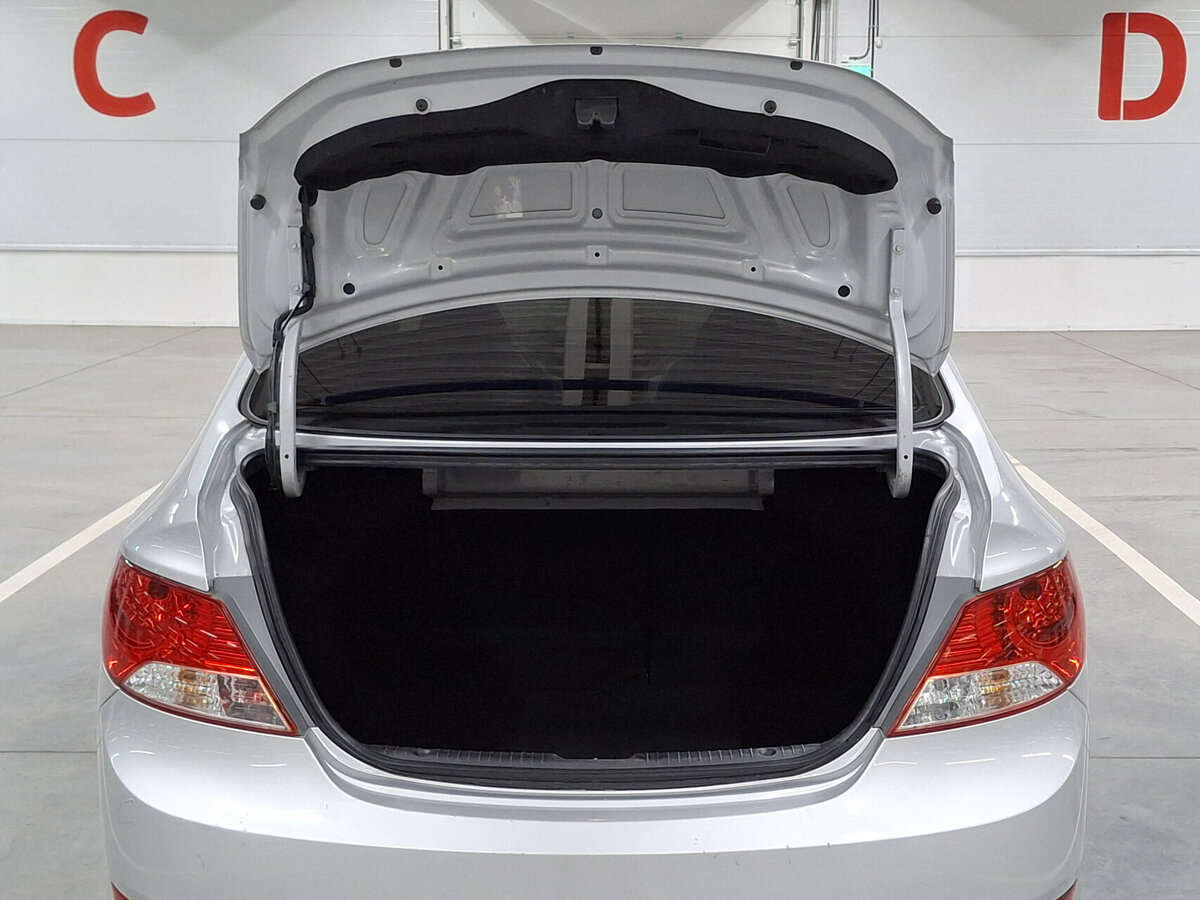 Купить Hyundai Solaris I, 2014, 291 865 км, фото №10