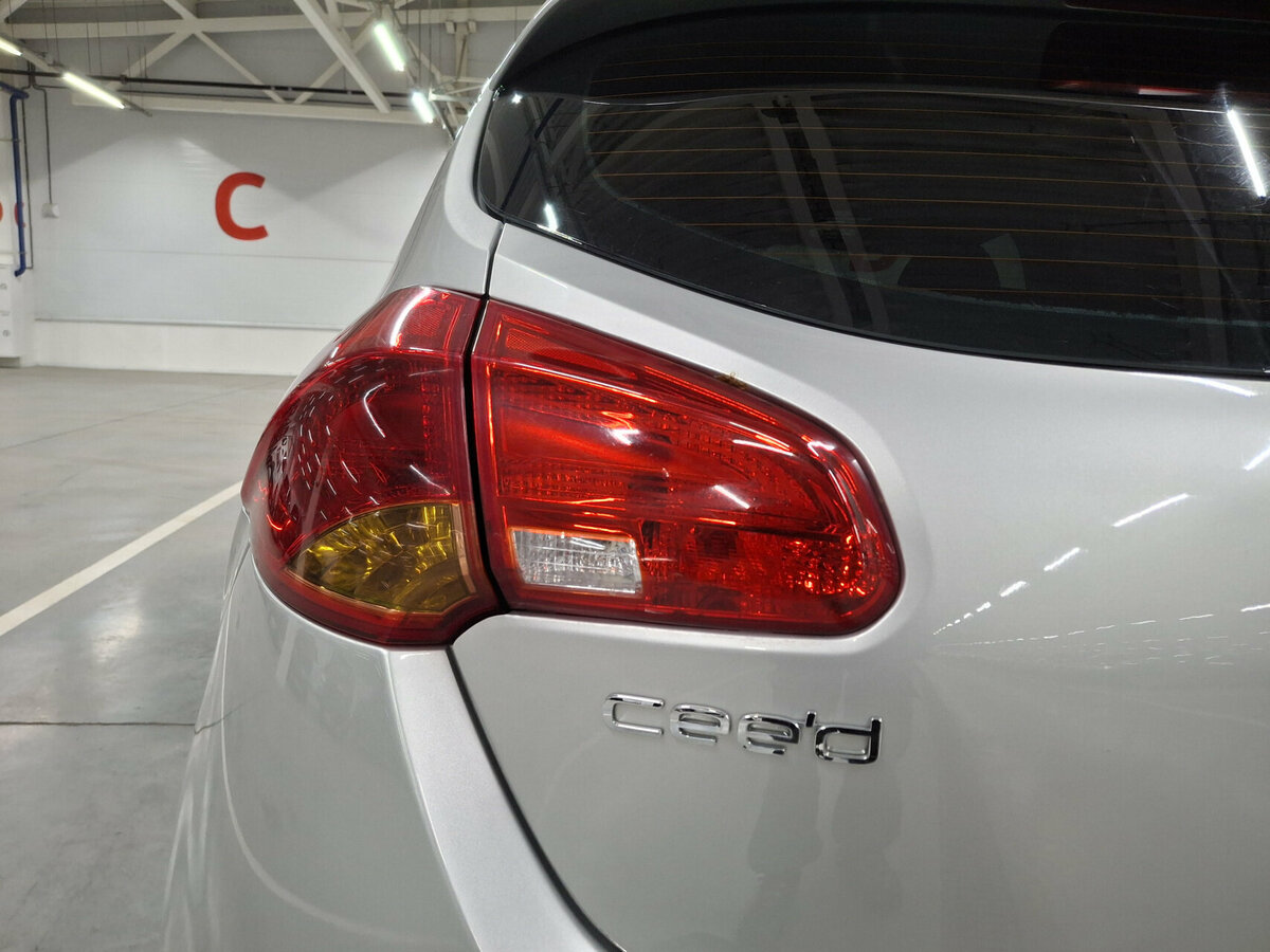 Купить Kia Ceed II, 2013, 192 707 км, фото №9