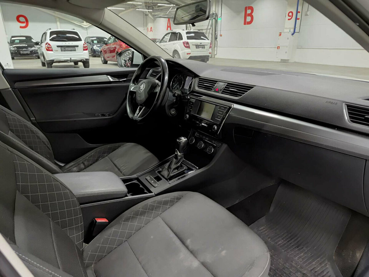 Купить Skoda Superb III, 2016, 244 516 км, фото №11