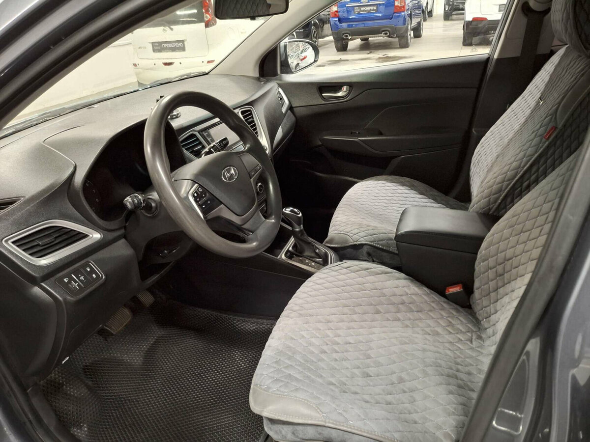 Купить Hyundai Solaris II, 2019, 249 844 км, фото №16